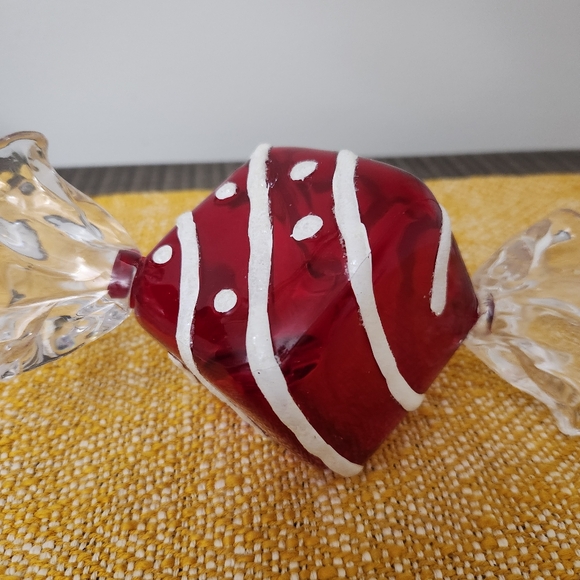 Vintage Red Plastic Big Candy Dept. 56 Magnetic Hinged Candy Holder Trinket Box - Picture 2 of 4